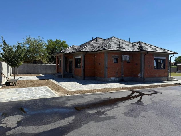 Mašinsko malterisanje i ravnajući sloj